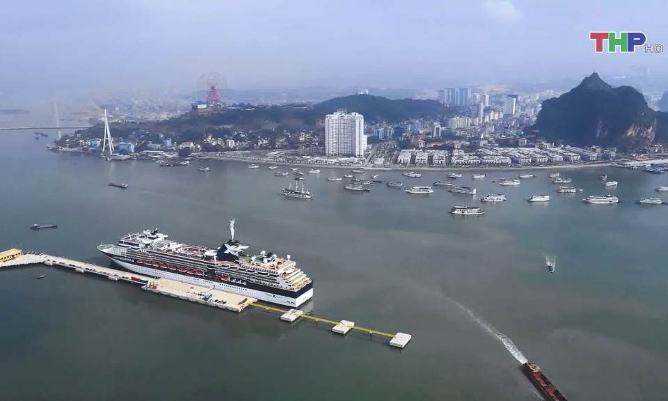 Khai th&aacute;c tiềm năng kết nối ph&aacute;t triển du lịch li&ecirc;n v&ugrave;ng