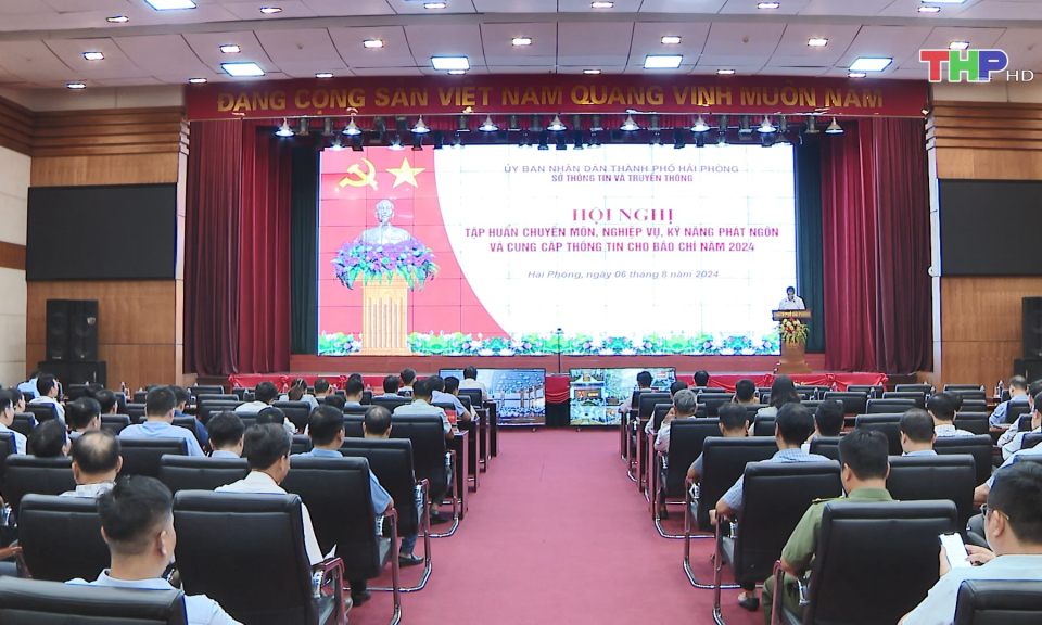 Quy chế ph&aacute;t ng&ocirc;n v&agrave; cung cấp th&ocirc;ng tin cho b&aacute;o ch&iacute;