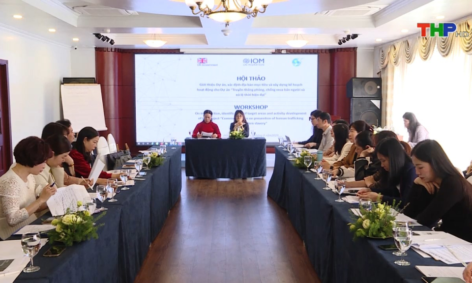 Phụ nữ Việt: Phụ nữ cảnh gi&aacute;c thủ đoạn mua b&aacute;n người