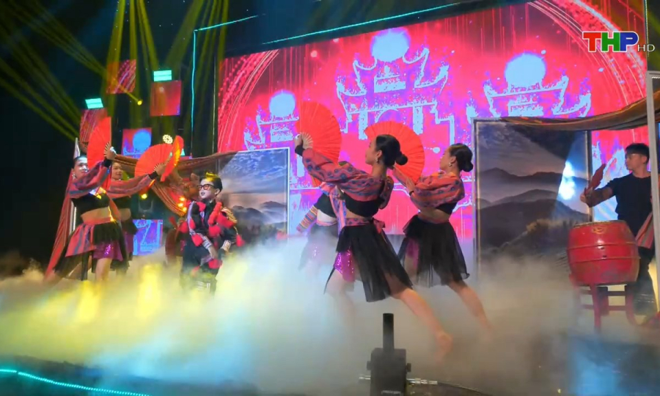 Măng non đất Cảng: &Aacute; qu&acirc;n T&agrave;i năng nh&iacute; Trung Ki&ecirc;n