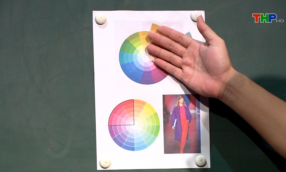 Măng non đất Cảng: Mỹ thuật tr&ecirc;n truyền h&igrave;nh (Phần 7)