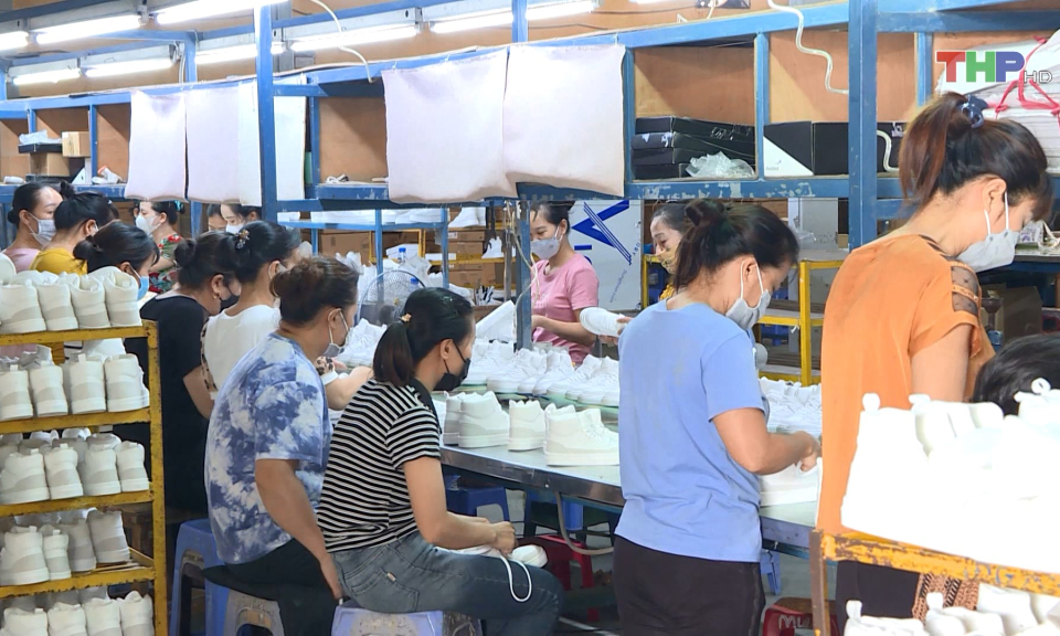 Khắc phục kh&oacute; khăn trong sản xuất gia c&ocirc;ng của doanh nghiệp