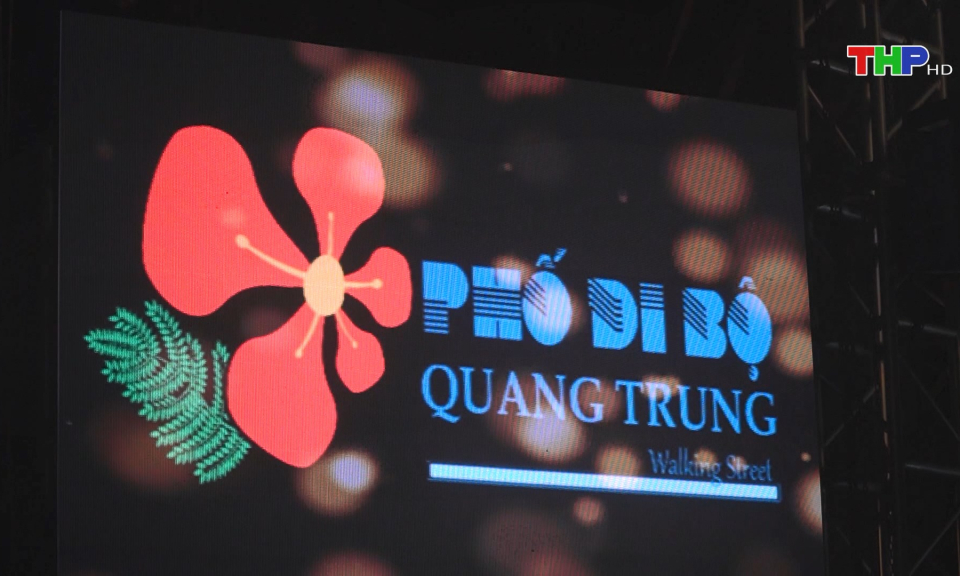 Điểm nhấn tại Phố đi bộ Quang Trung   