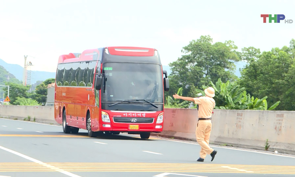Bảo đảm an to&agrave;n giao th&ocirc;ng dịp nghỉ lễ
