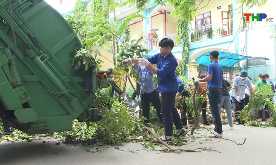 Tuổi trẻ Hải Phòng: Tuổi trẻ chung tay khắc phục hậu quả sau bão số 3