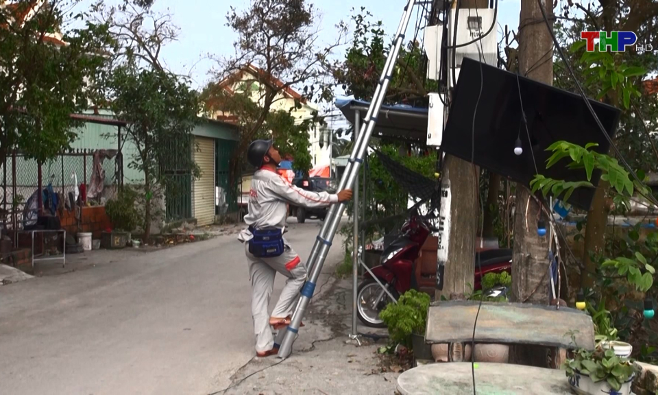 Phấn đấu sớm kh&ocirc;i phục mạng lưới th&ocirc;ng tin li&ecirc;n lạc