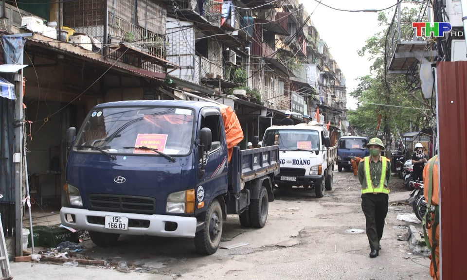 Hỗ trợ người d&acirc;n cải tạo nh&agrave; ở sau b&atilde;o