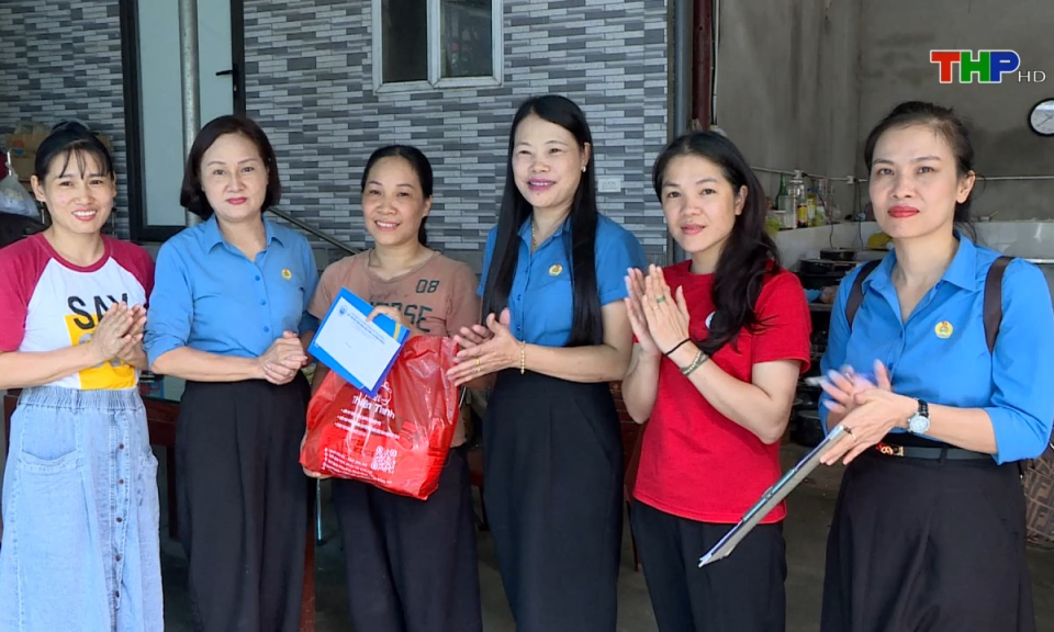 Lao động v&agrave; c&ocirc;ng đo&agrave;n: C&aacute;c cấp c&ocirc;ng đo&agrave;n đồng h&agrave;nh c&ugrave;ng người lao động bị ảnh hưởng do b&atilde;o số 3