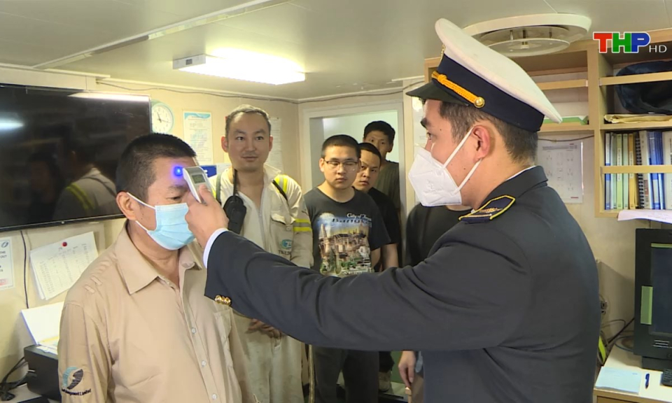 Y tế sức khỏe: Ph&ograve;ng chống bệnh truyền nhiễm từ cửa khẩu