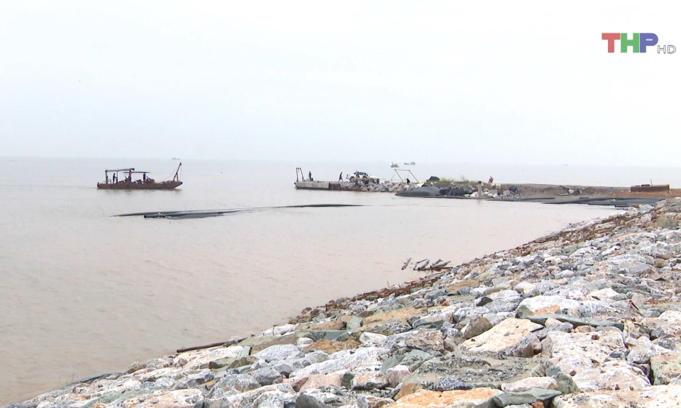 Tiến độ Dự &aacute;n tuyến đ&ecirc; biển Nam Đ&igrave;nh Vũ