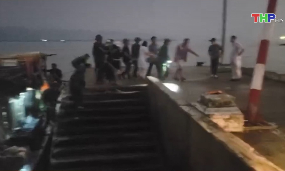 Cứu nạn thuyền vi&ecirc;n tr&ecirc;n biển