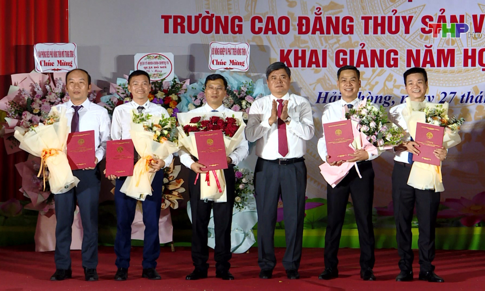Th&agrave;nh lập Trường Cao đẳng Thủy sản v&agrave; C&ocirc;ng nghệ thực phẩm