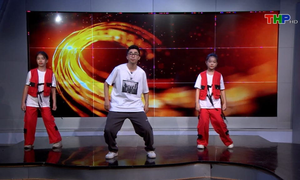 Măng non đất Cảng: Finesse