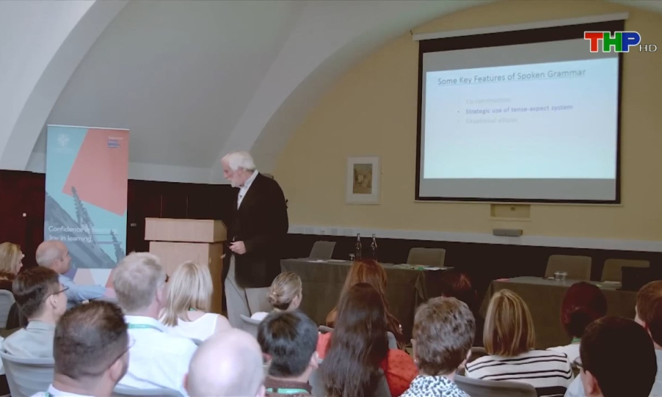 Cửa sổ du học: Lộ tr&igrave;nh du học tốt nghiệp khi mới 20 tuổi