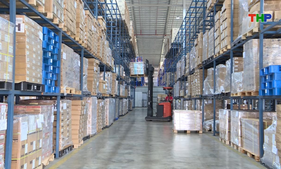 Hải Ph&ograve;ng chuyển động v&agrave; kết nối: Bất cập trong chuyển đổi số ng&agrave;nh logistics