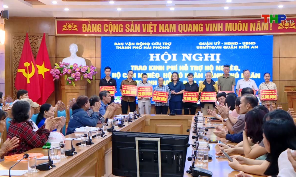 Đại đo&agrave;n kết to&agrave;n d&acirc;n: Tiếp tục nh&acirc;n l&ecirc;n những nghĩa cử cao đẹp