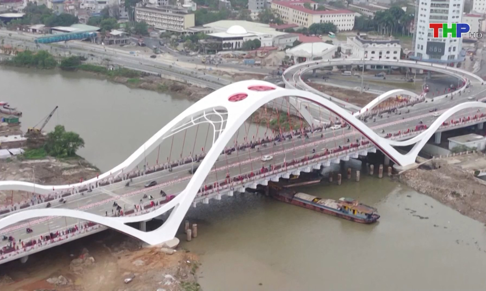 Độc đ&aacute;o kiến tr&uacute;c Cầu R&agrave;o 