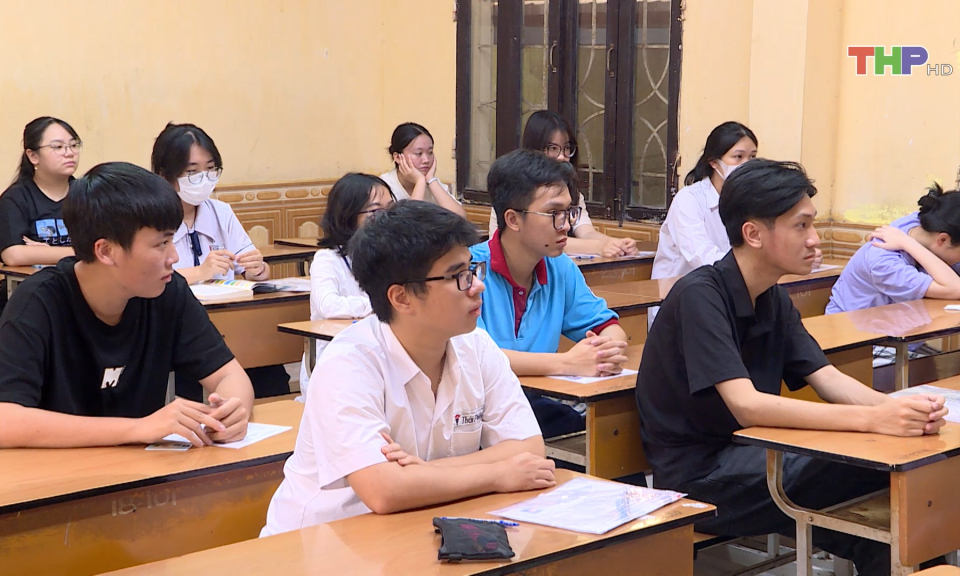 C&ocirc;ng bố c&aacute;c m&ocirc;n thi tốt nghiệp THPT năm 2025