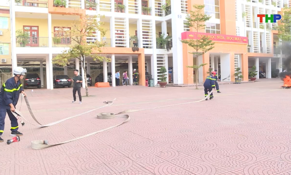 To&agrave;n d&acirc;n PCCC: N&acirc;ng cao hiệu quả hoạt động phong tr&agrave;o "To&agrave;n d&acirc;n tham gia ph&ograve;ng ch&aacute;y chữa ch&aacute;y"