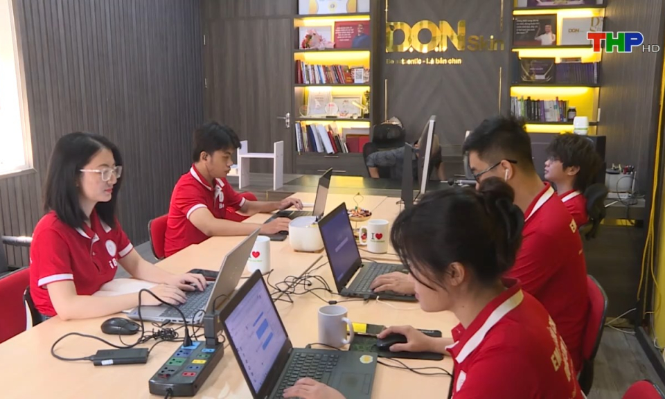 Tạp ch&iacute; kinh tế: Doanh nghiệp khởi nghiệp v&agrave; cuộc c&aacute;ch mạng c&ocirc;ng nghiệp 4.0