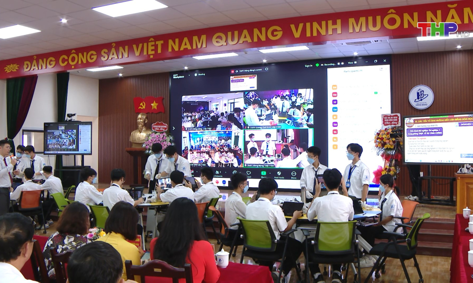 Ứng dụng c&ocirc;ng nghệ thực tế ảo trong giảng dạy