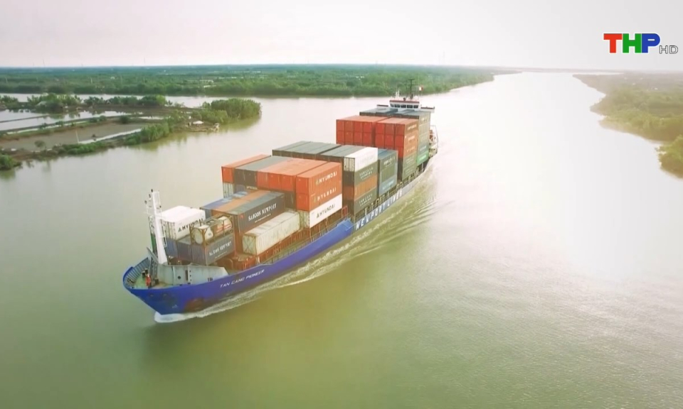 Tạp ch&iacute; kinh tế: Ph&aacute;t triển logistics: V&igrave; sao Hải Ph&ograve;ng chưa thể bứt ph&aacute;?