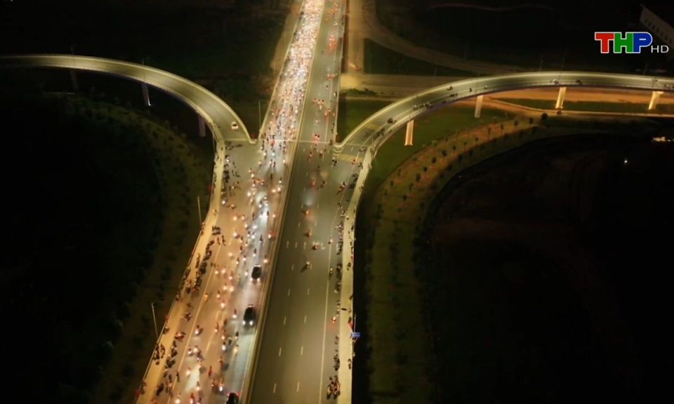 Chuyện đương thời: Khoảnh khắc Hải Ph&ograve;ng những đ&ecirc;m kh&ocirc;ng ngủ