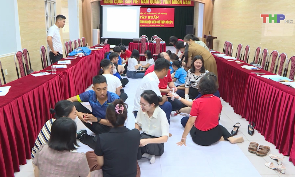 N&acirc;ng cao kỹ năng sơ, cấp cứu cho t&igrave;nh nguyện vi&ecirc;n y tế