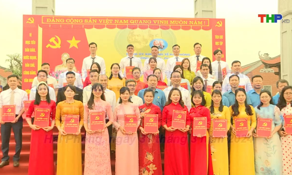 Ph&oacute;ng sự: Khi cấp ủy v&agrave;o doanh nghiệp t&igrave;m Đảng vi&ecirc;n