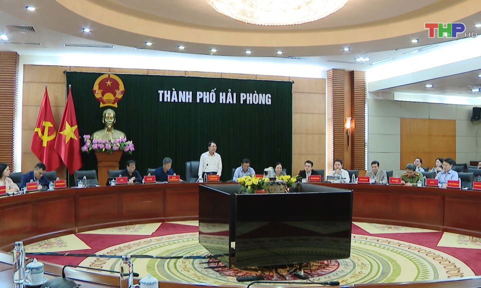 Chuẩn bị Lễ biểu dương HSSV xuất sắc ti&ecirc;u biểu th&agrave;nh phố  