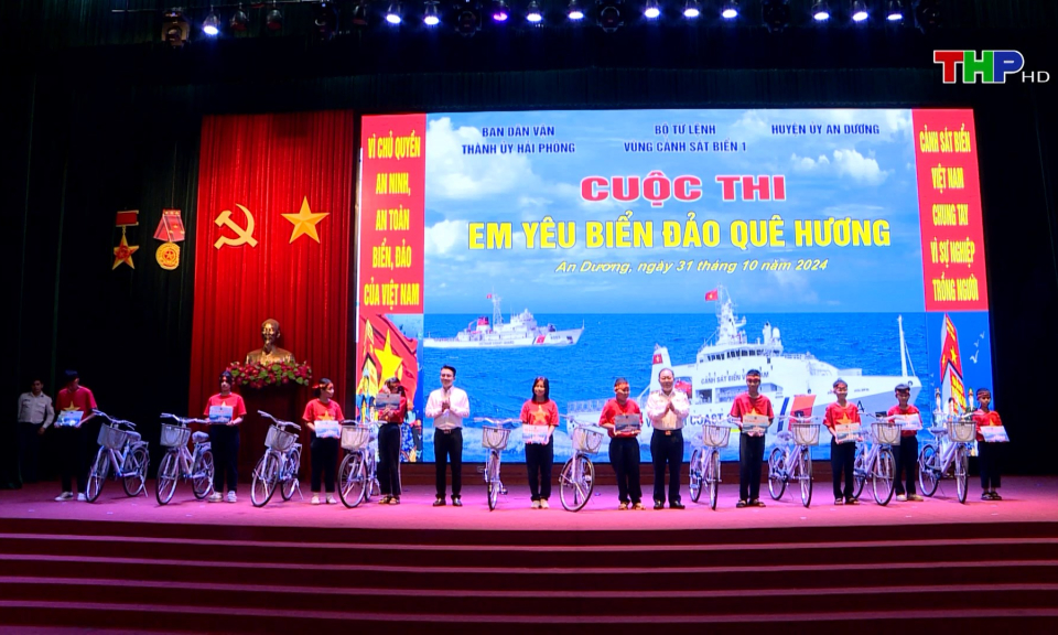S&ocirc;i động cuộc thi &ldquo;Em y&ecirc;u biển đảo qu&ecirc; hương&rdquo;