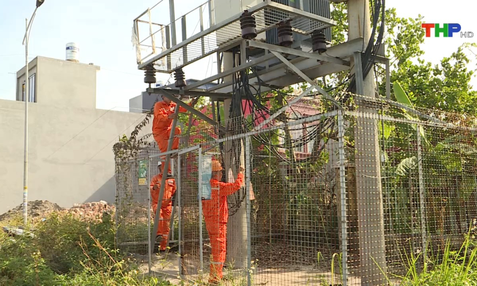 Ph&aacute;p luật v&agrave; cuộc sống: Cần th&aacute;o gỡ kh&oacute; khăn cho c&aacute;c HTX kinh doanh dịch vụ điện