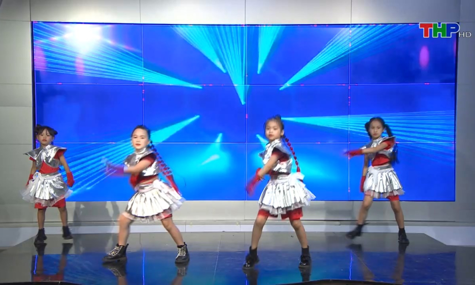 Măng non đất Cảng: We will rock you