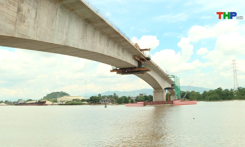 An to&agrave;n giao th&ocirc;ng: Đẩy nhanh tiến độ c&ocirc;ng tr&igrave;nh giao th&ocirc;ng