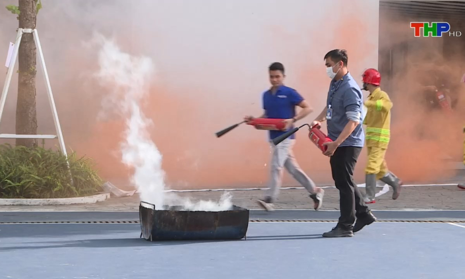To&agrave;n d&acirc;n PCCC: N&acirc;ng cao kỹ năng PCCC trong cộng đồng
