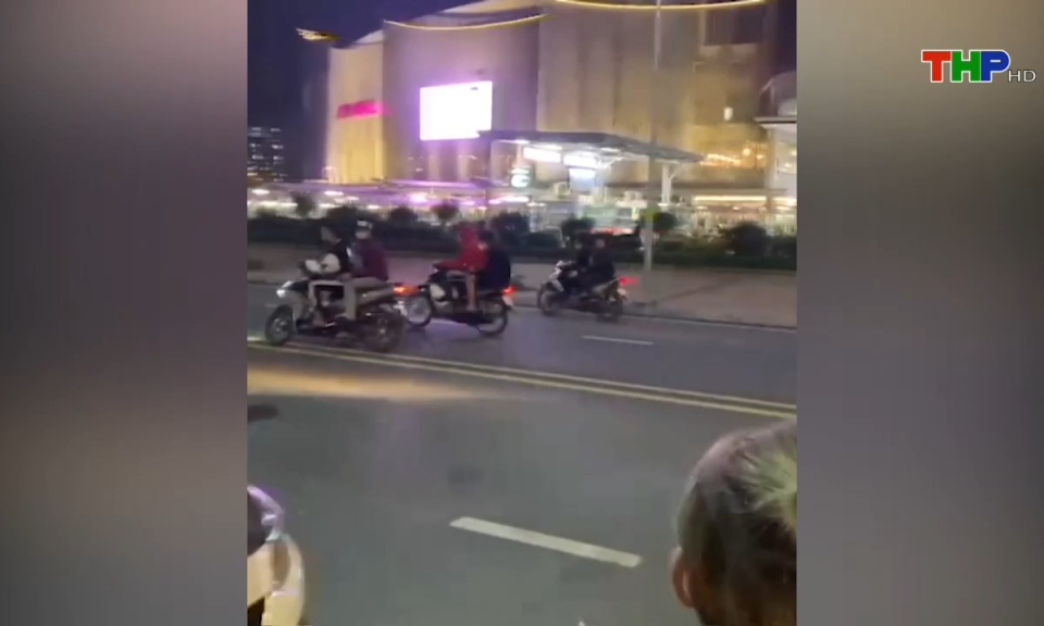 Ph&aacute;p luật v&agrave; cuộc sống: Cần quyết liệt xử l&yacute; t&igrave;nh trạng thanh, thiếu ni&ecirc;n g&acirc;y rối trật tự c&ocirc;ng cộng