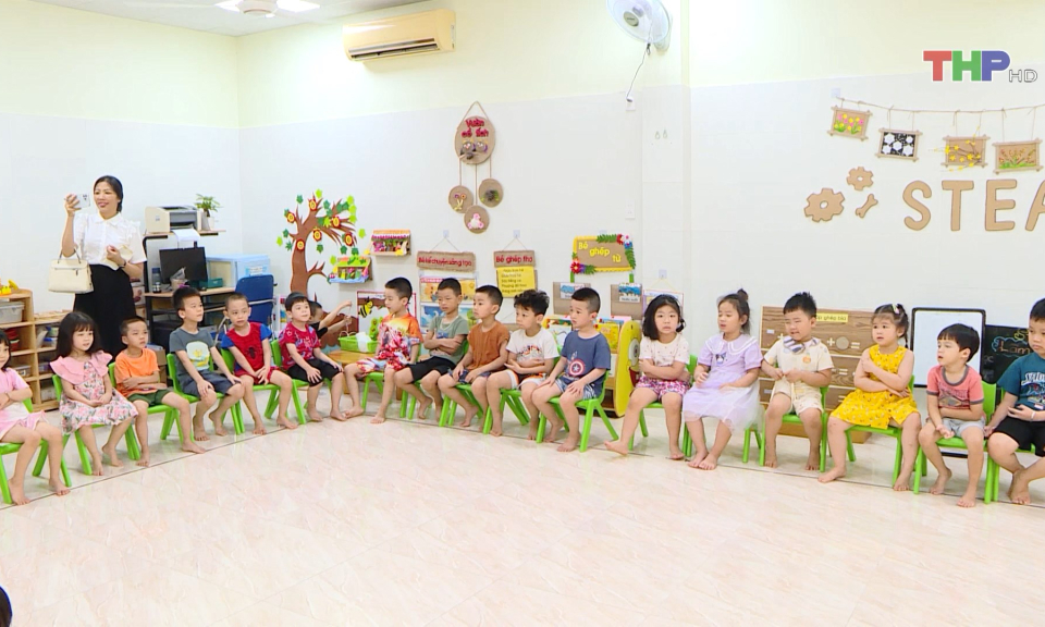 Tăng cường đầu tư cơ sở vật chất trường học