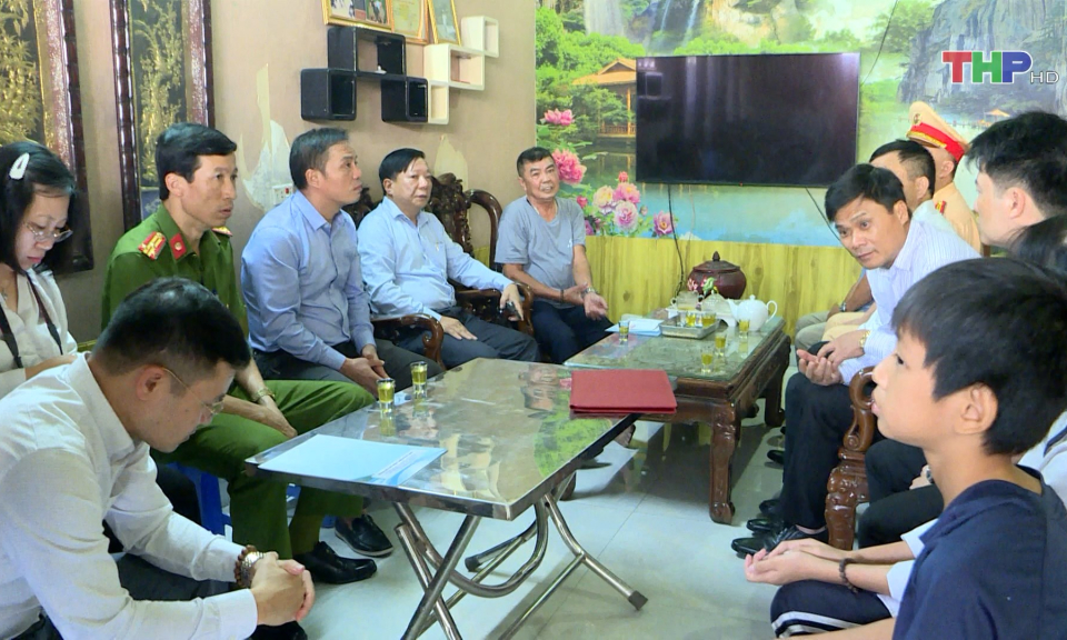 Tưởng nhớ người đi - V&igrave; người ở lại