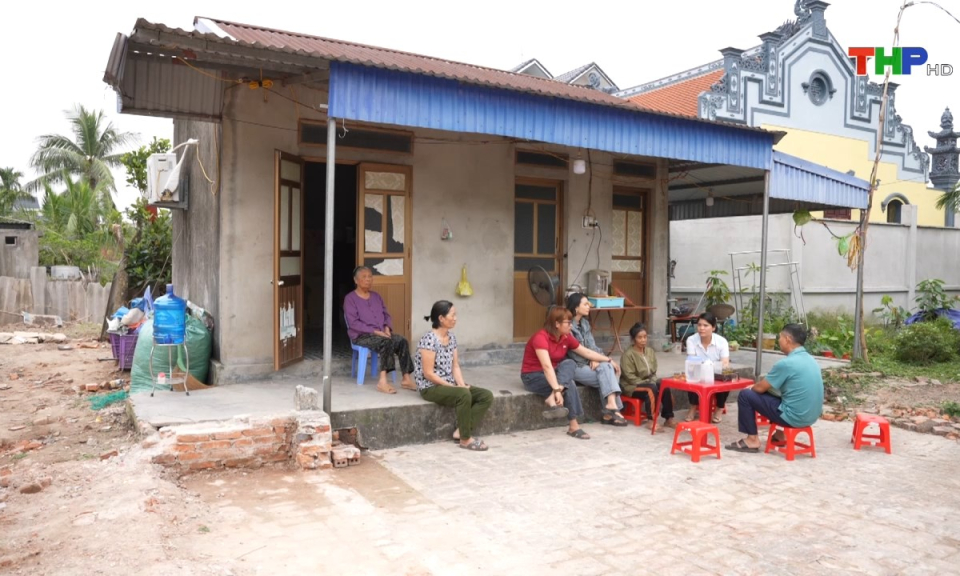 Ng&agrave;y nữa để y&ecirc;u thương: Ho&agrave;n cảnh b&agrave; Ho&agrave;ng Thị Mai