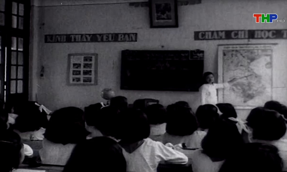 Hải Ph&ograve;ng văn h&oacute;a v&agrave; sự kiện: Văn học nh&agrave; trường