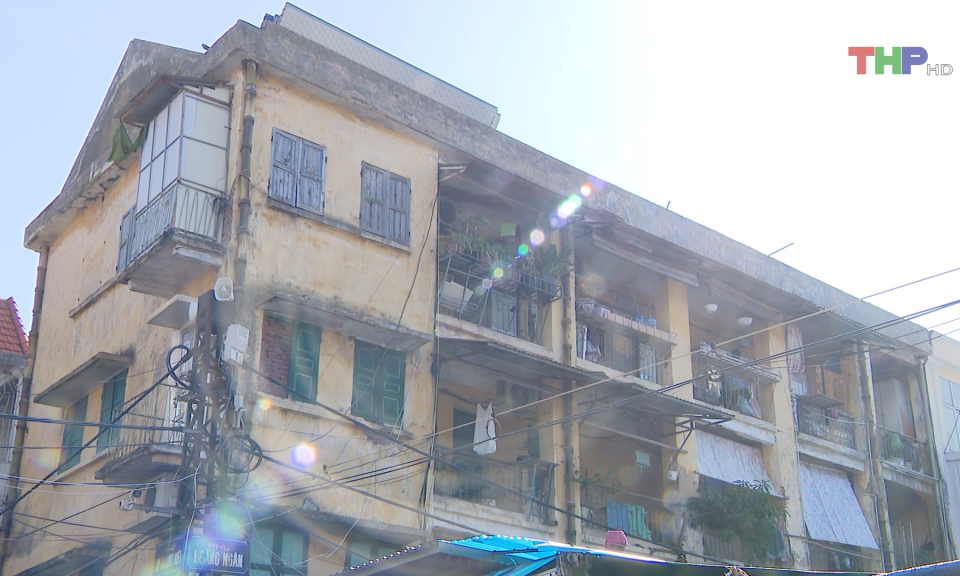 Bảo đảm tiến độ sửa chữa nh&agrave; ở thuộc sở hữu Nh&agrave; nước 