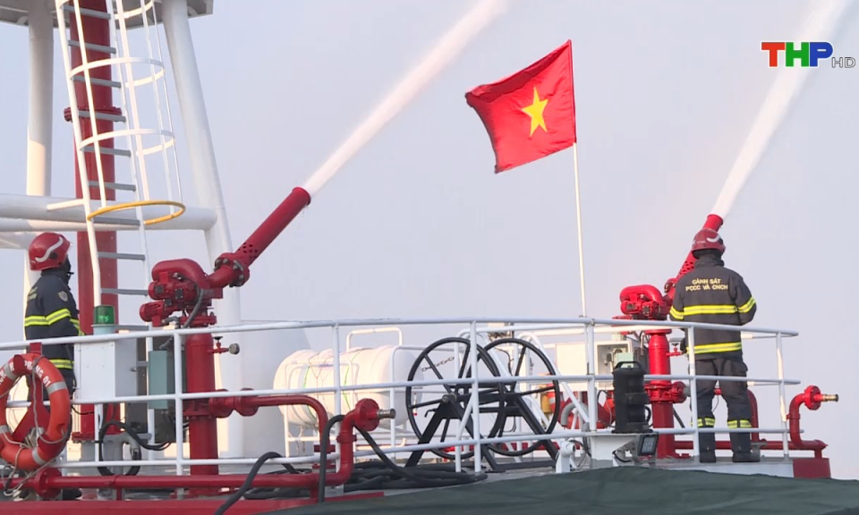 An ninh Hải Ph&ograve;ng: Hải Ph&ograve;ng triển khai th&iacute; điểm "Tổ Cảnh s&aacute;t chữa ch&aacute;y v&agrave; CNCH đặc biệt tinh nhuệ"