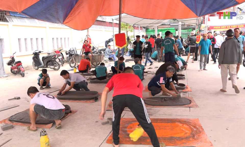 Bảo tồn tr&ograve; chơi d&acirc;n gian truyền thống