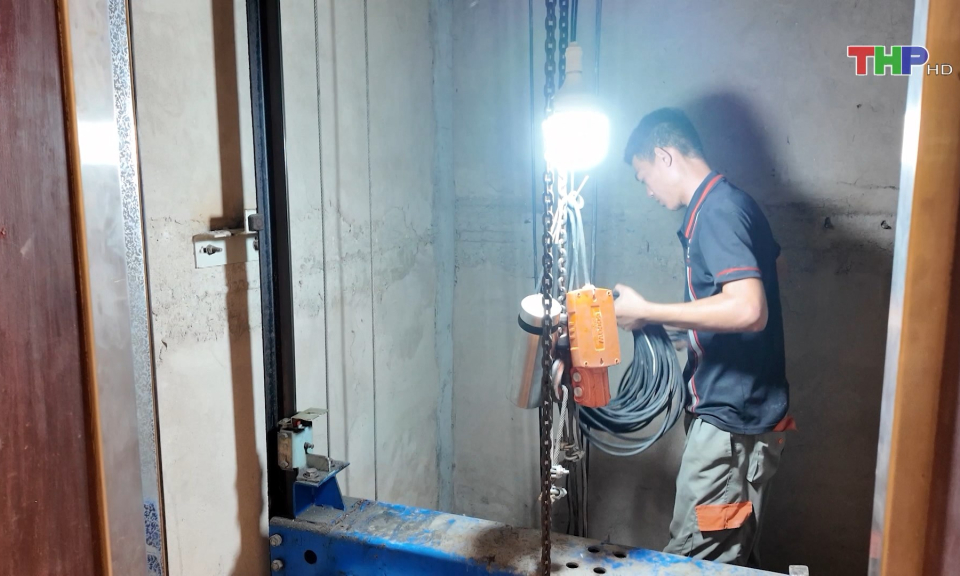 Sửa chữa thang m&aacute;y Chung cư 7 tầng Vĩnh Niệm