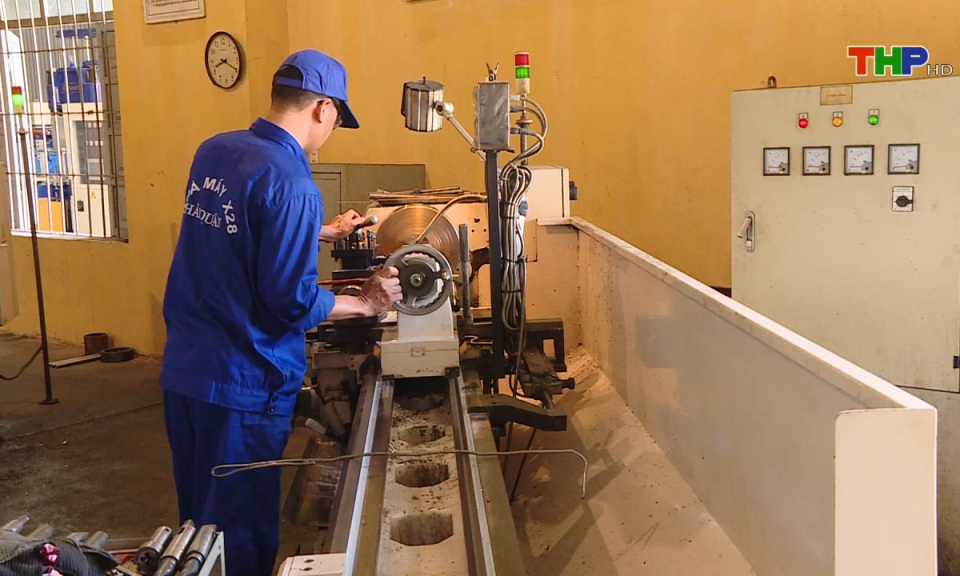 An ninh biển đảo: Nh&agrave; m&aacute;y X28 Hải qu&acirc;n x&acirc;y dựng đơn vị ch&iacute;nh quy, mẫu mực