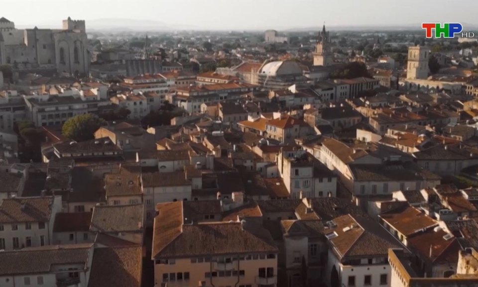 Cửa sổ du học: Du học Ph&aacute;p v&agrave; những điều cần biết 