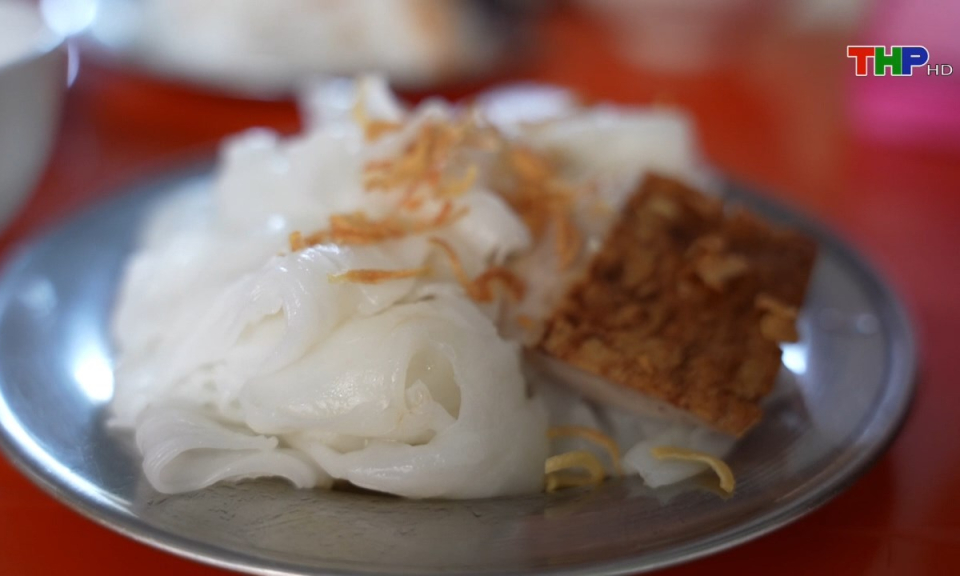 Đến Hải Phòng, đi lòng vòng: Bánh cuốn truyền thống Hải Phòng