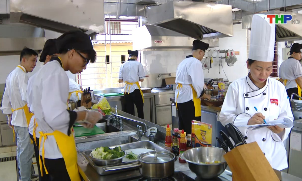 Hải Ph&ograve;ng những g&oacute;c nh&igrave;n: N&acirc;ng tầm nền ẩm thực th&agrave;nh phố Cảng