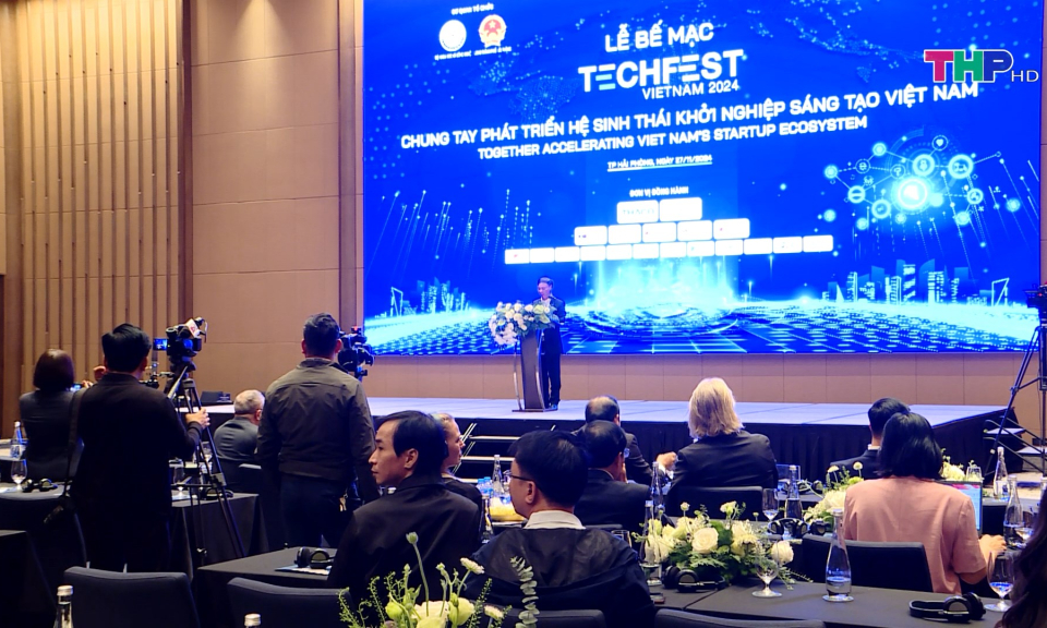 Th&uacute;c đẩy ph&aacute;t triển hệ sinh th&aacute;i khởi nghiệp s&aacute;ng tạo 