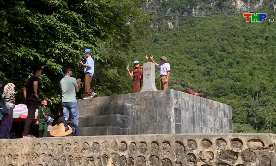 Điểm hẹn du lịch: Người Hải Ph&ograve;ng đi mu&ocirc;n nơi